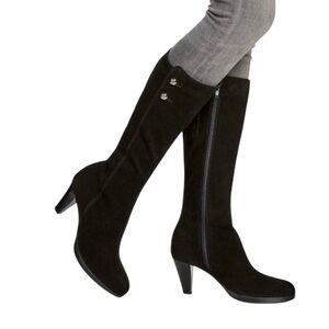 La CANADIENNE Elegant Black Suede Heeled Boots